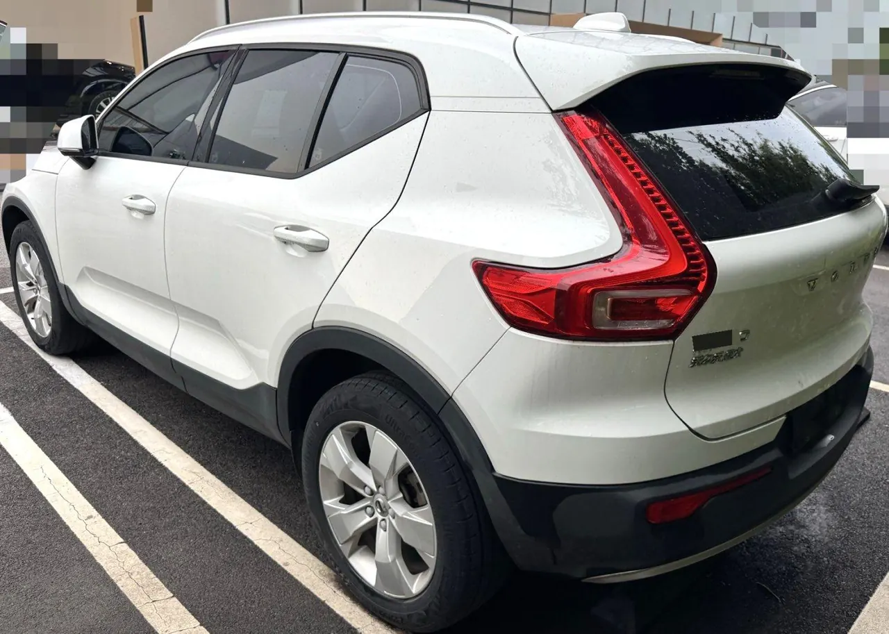 Volvo 2020 XC40 1.5T T3 Smart Fashion Edition Automatic Gear 3