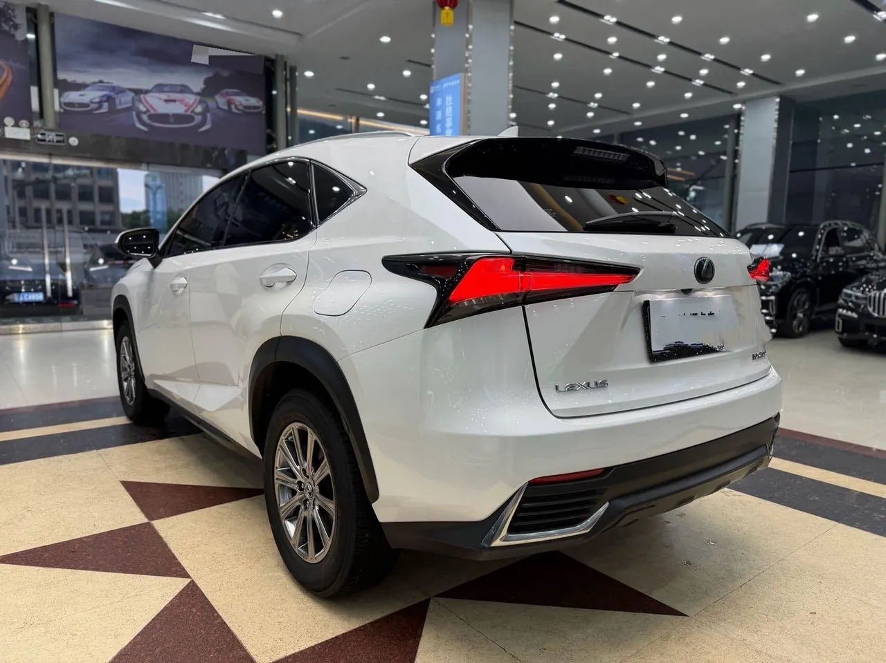 Lexus NX (Imported) 2020 NX200 2.0 Stepless Front Edition Automatic Gear 8