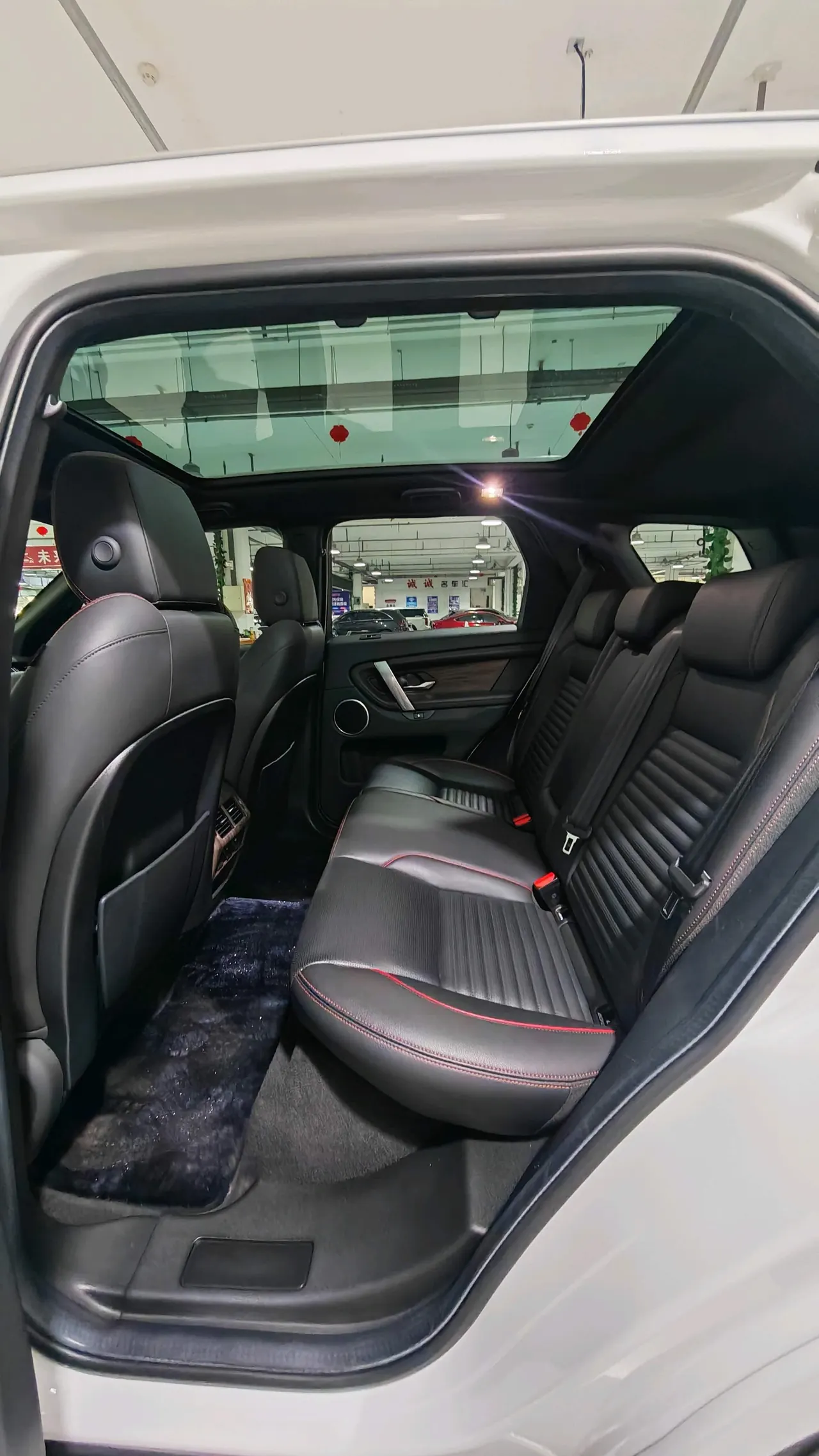 Land Rover 2020 Discovery Sports Edition 48V 2.0T 249PS R-Dynamic S Performance Edition Automatic Gear 9