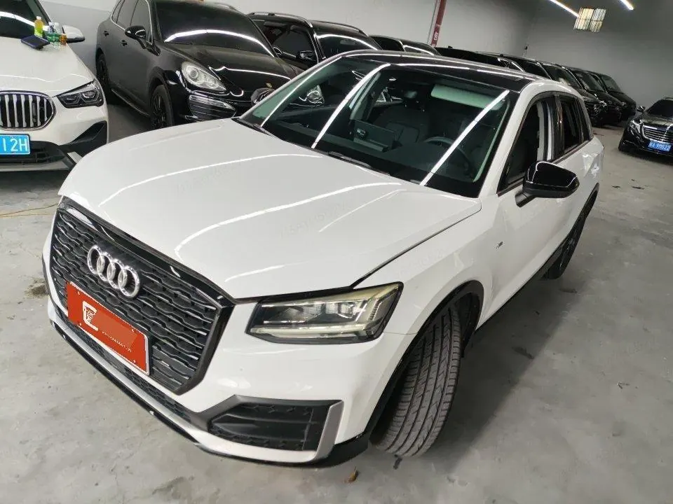 Audi 2020 Q2L 1.4TFSI 35TFSI Aggressive Dynamic Automatic - View 1
