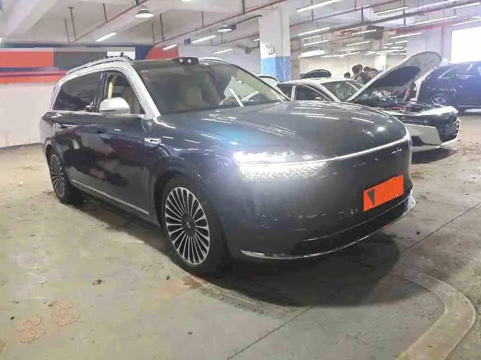 AITO 2025 AITO M9 extended range Ultra version 52kWh6 seat version automatic gear 2