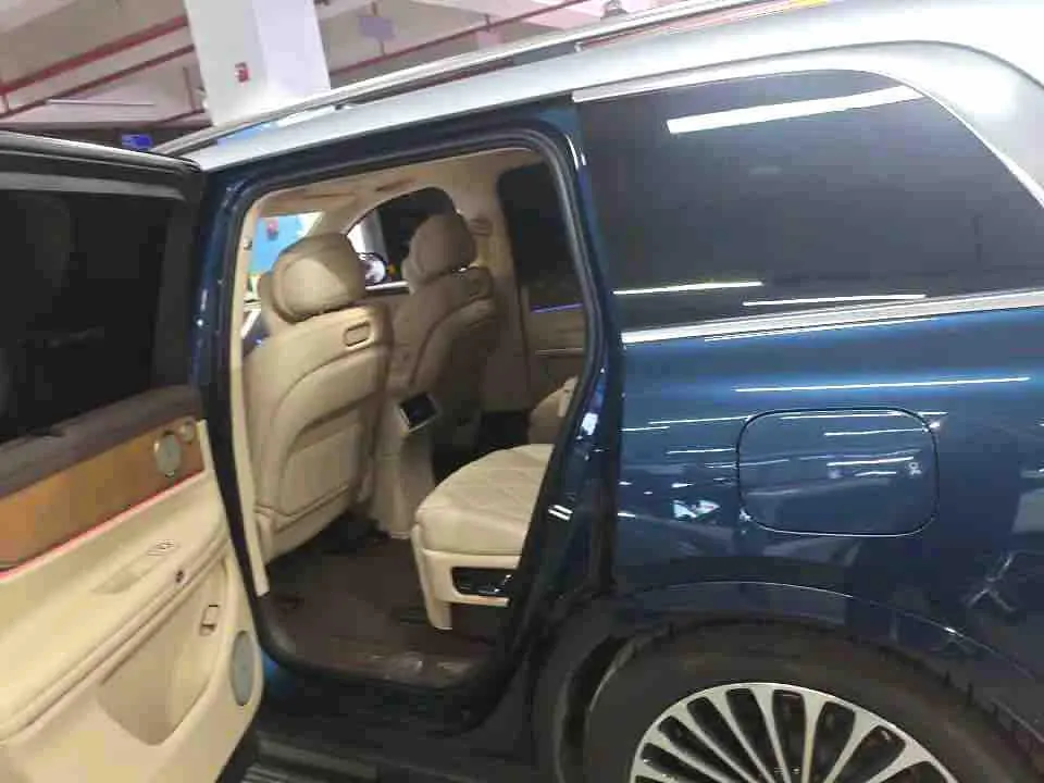 AITO 2025 AITO M9 extended range Ultra version 52kWh6 seat version automatic gear 4