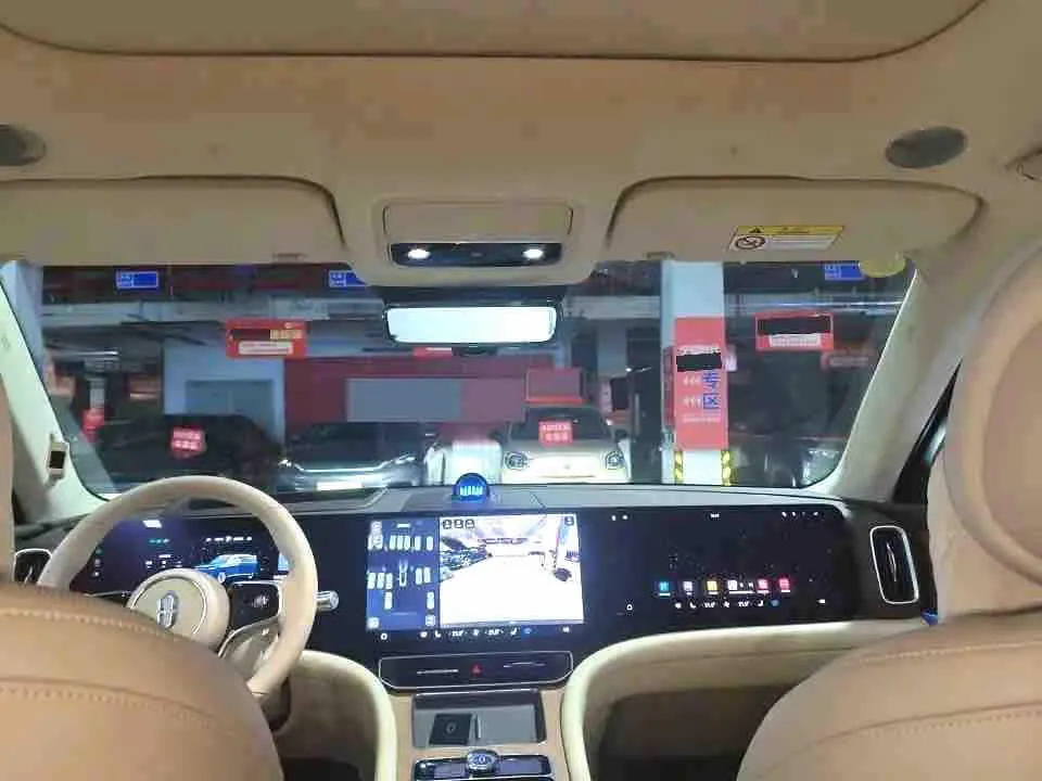 AITO 2025 AITO M9 extended range Ultra version 52kWh6 seat version automatic gear 5
