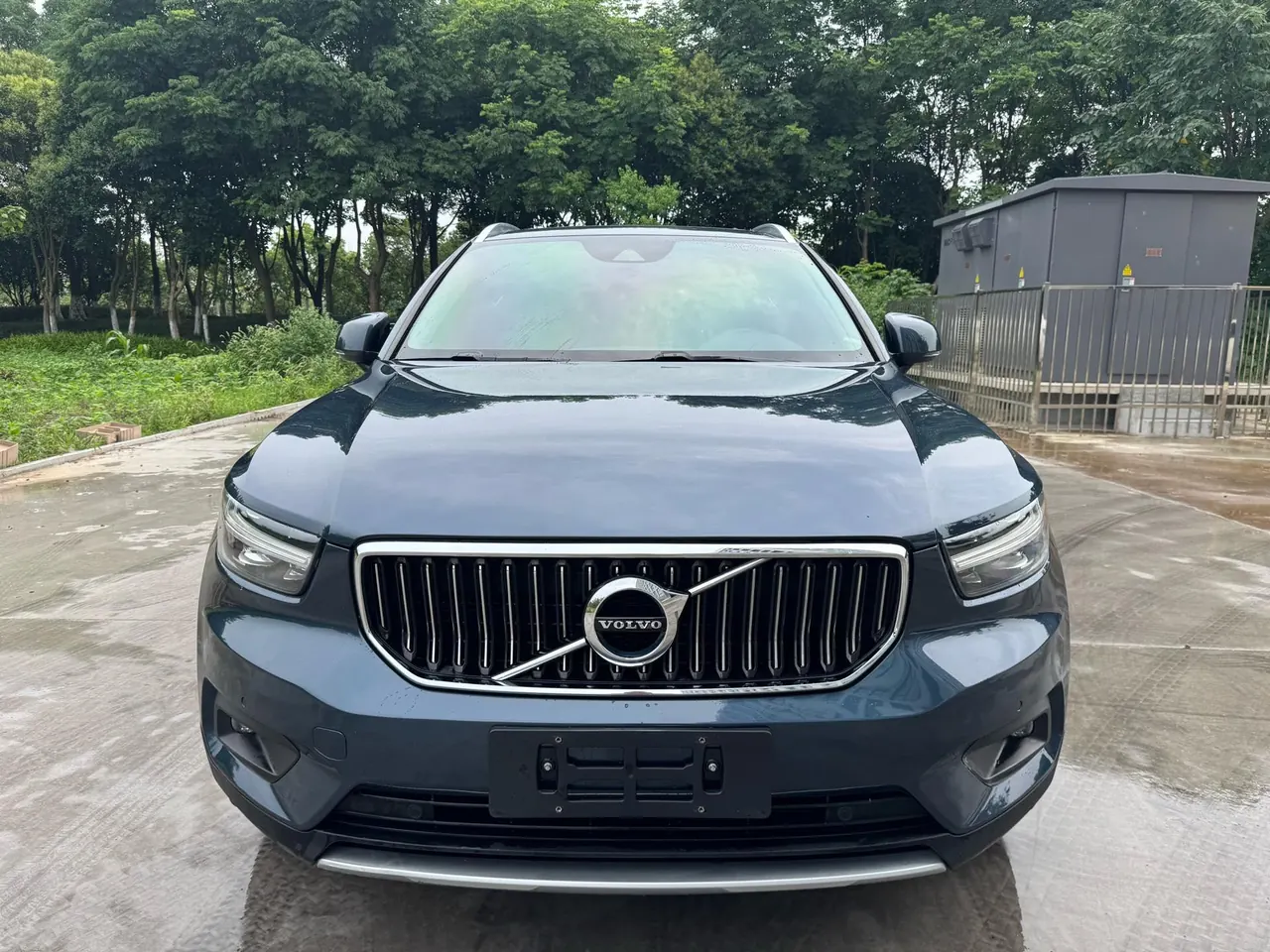 Volvo 2020 XC40 2.0T T4 4-wheel drive Zhiyuan Deluxe Edition Automatic Gear 2