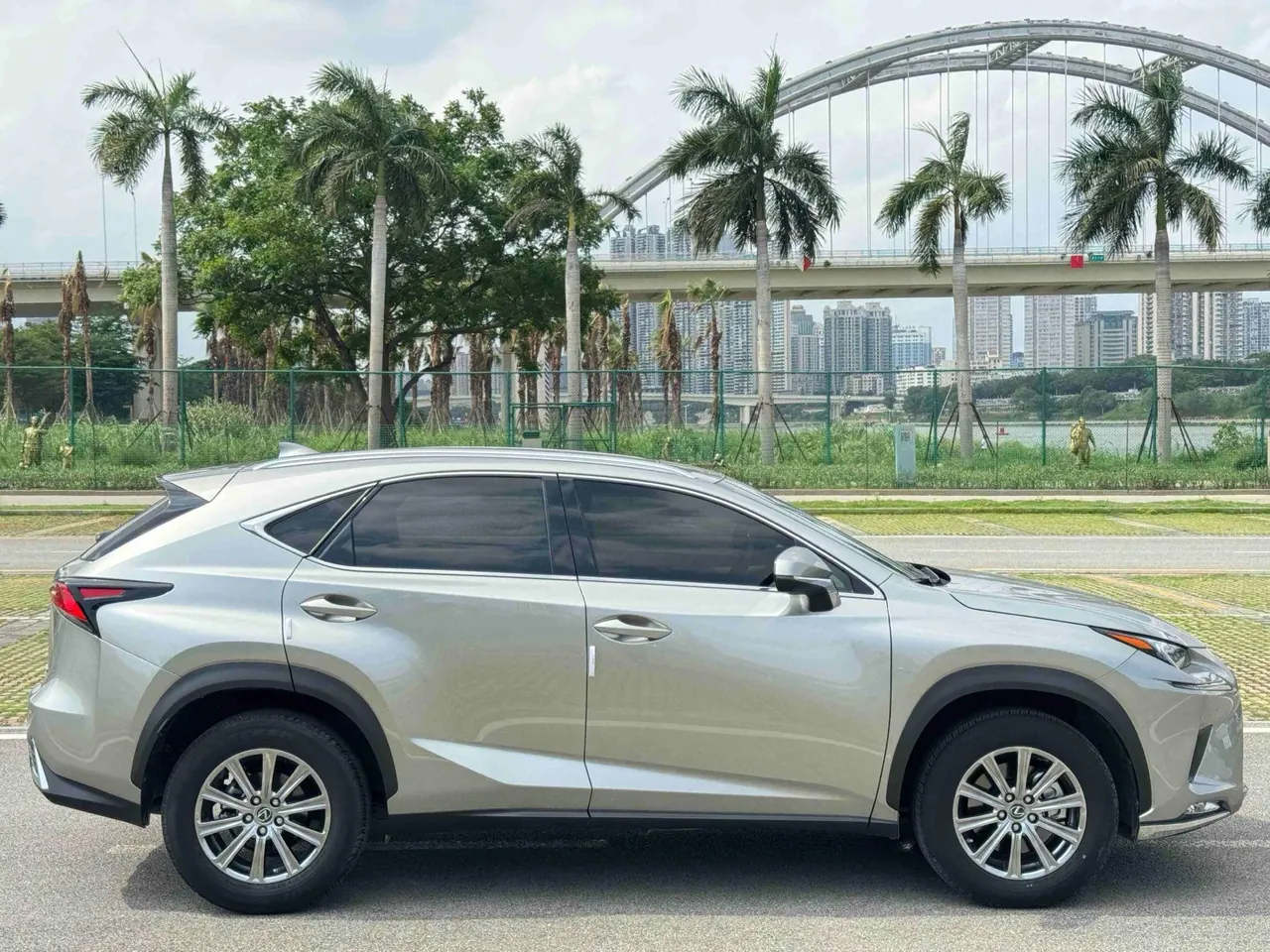Lexus NX (Imported) 2020 NX200 2.0 Stepless Front Edition Automatic Gear 7