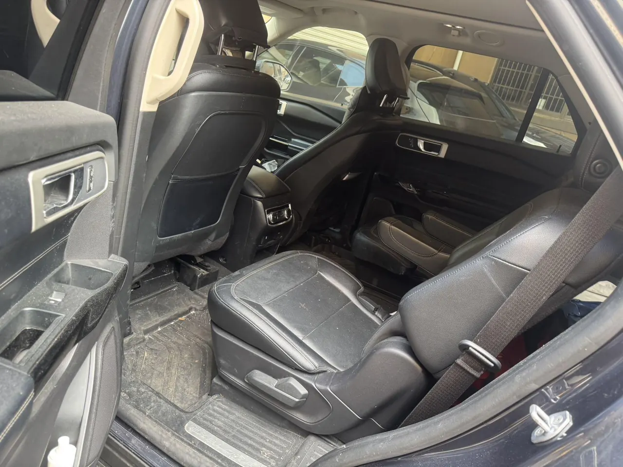 Ford 2020 Explorer 2.3T EcoBoost 285 Four-wheel Drive Titanium Edition 6-seat Automatic Gear 4