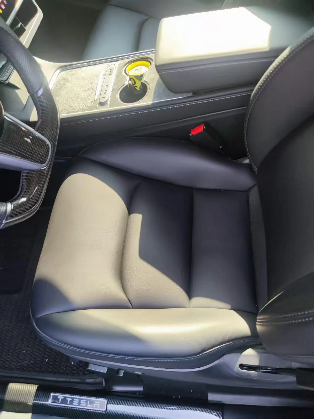 Tesla 2022 Model Y rear-wheel drive version automatic transmission 2