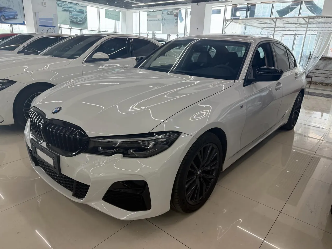 Open image lightbox: BMW 3 Series 2022 325i 2.0T M Sports Obsidian Night Kit (Changed) Automatic Gear