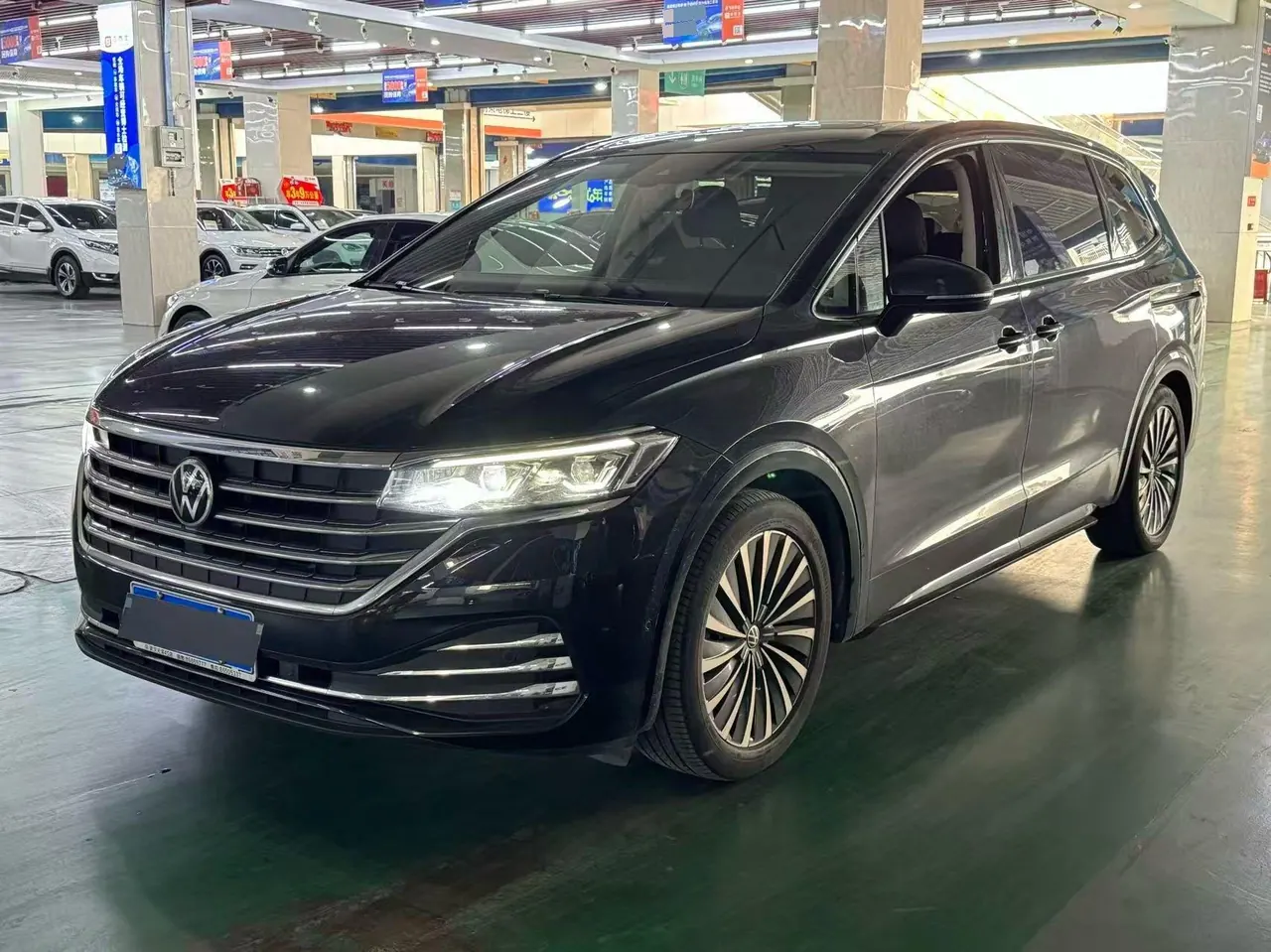 Volkswagen 2020 Wei (Viloran) 2.0TSI 380TSI Premium Edition Automatic Gear - View 1