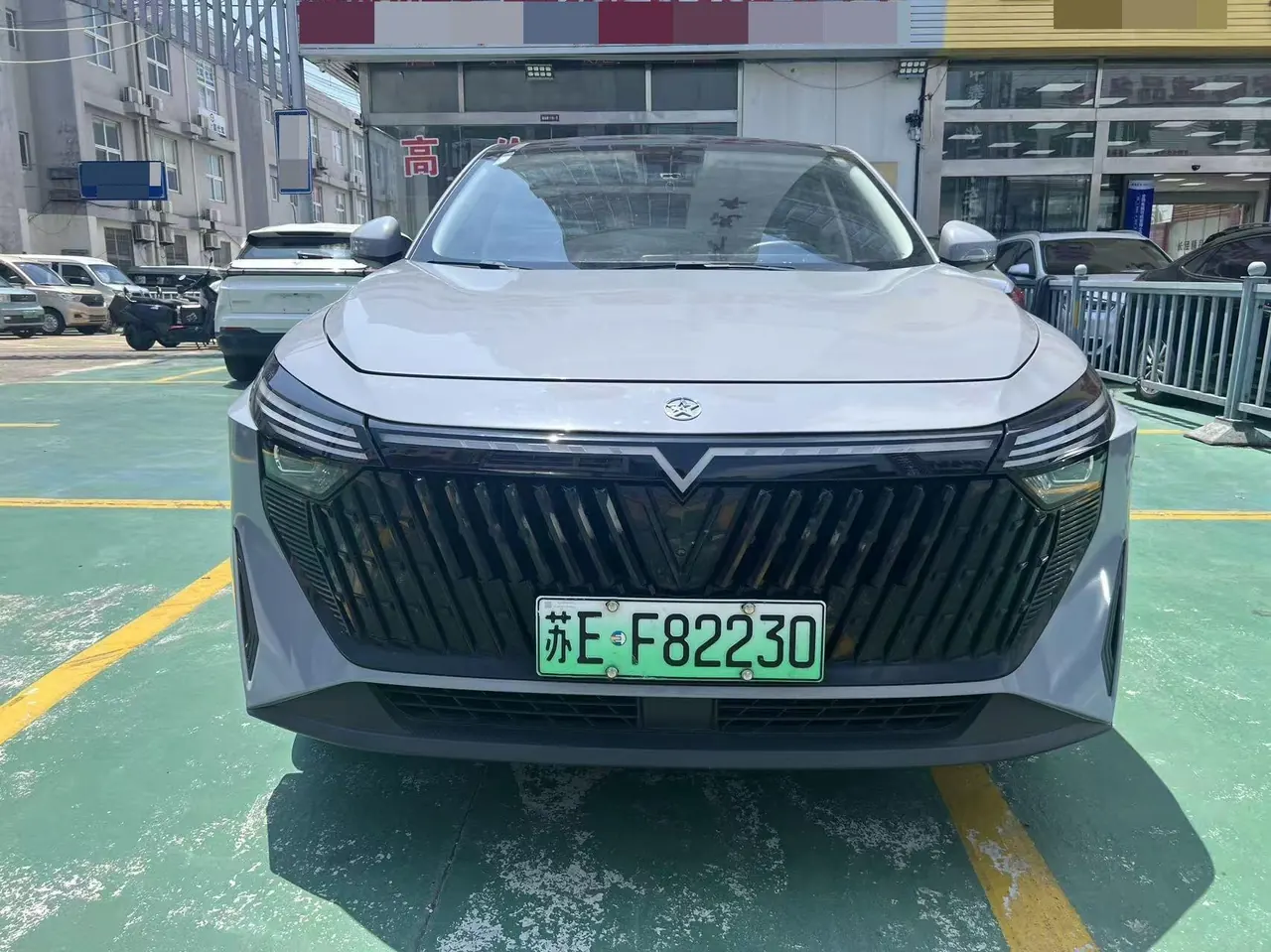 Venucia 2023 Large V DD-i Super Hybrid 1.5T Stepless 110km iE Edition Automatic Gear 3