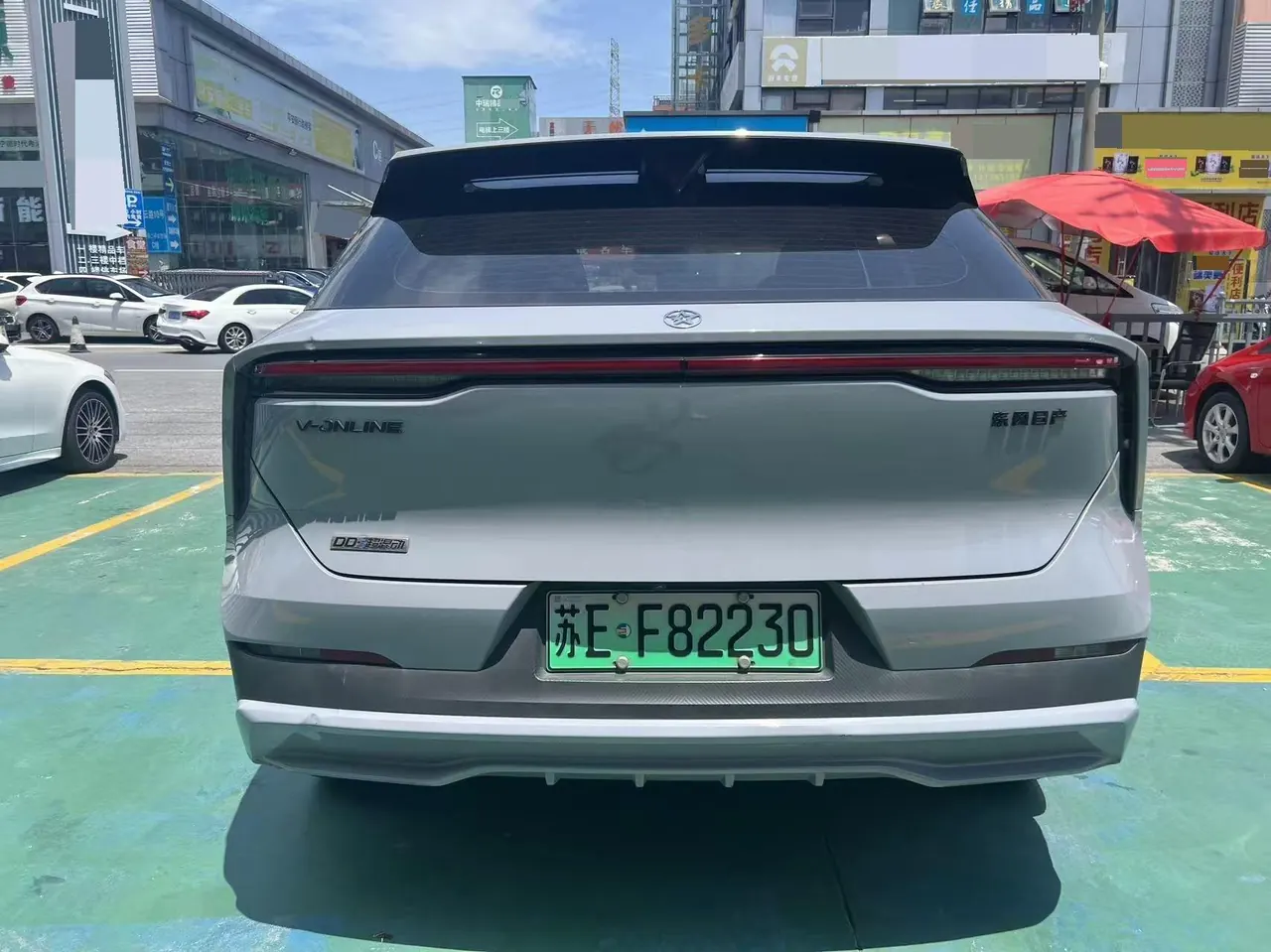 Venucia 2023 Large V DD-i Super Hybrid 1.5T Stepless 110km iE Edition Automatic Gear 4