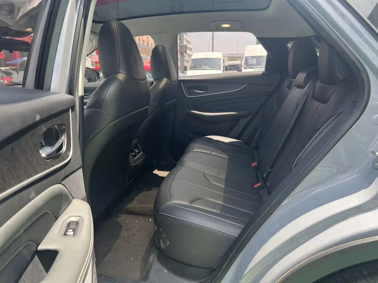 Venucia 2023 Large V DD-i Super Hybrid 1.5T Stepless 110km iE Edition Automatic Gear 7