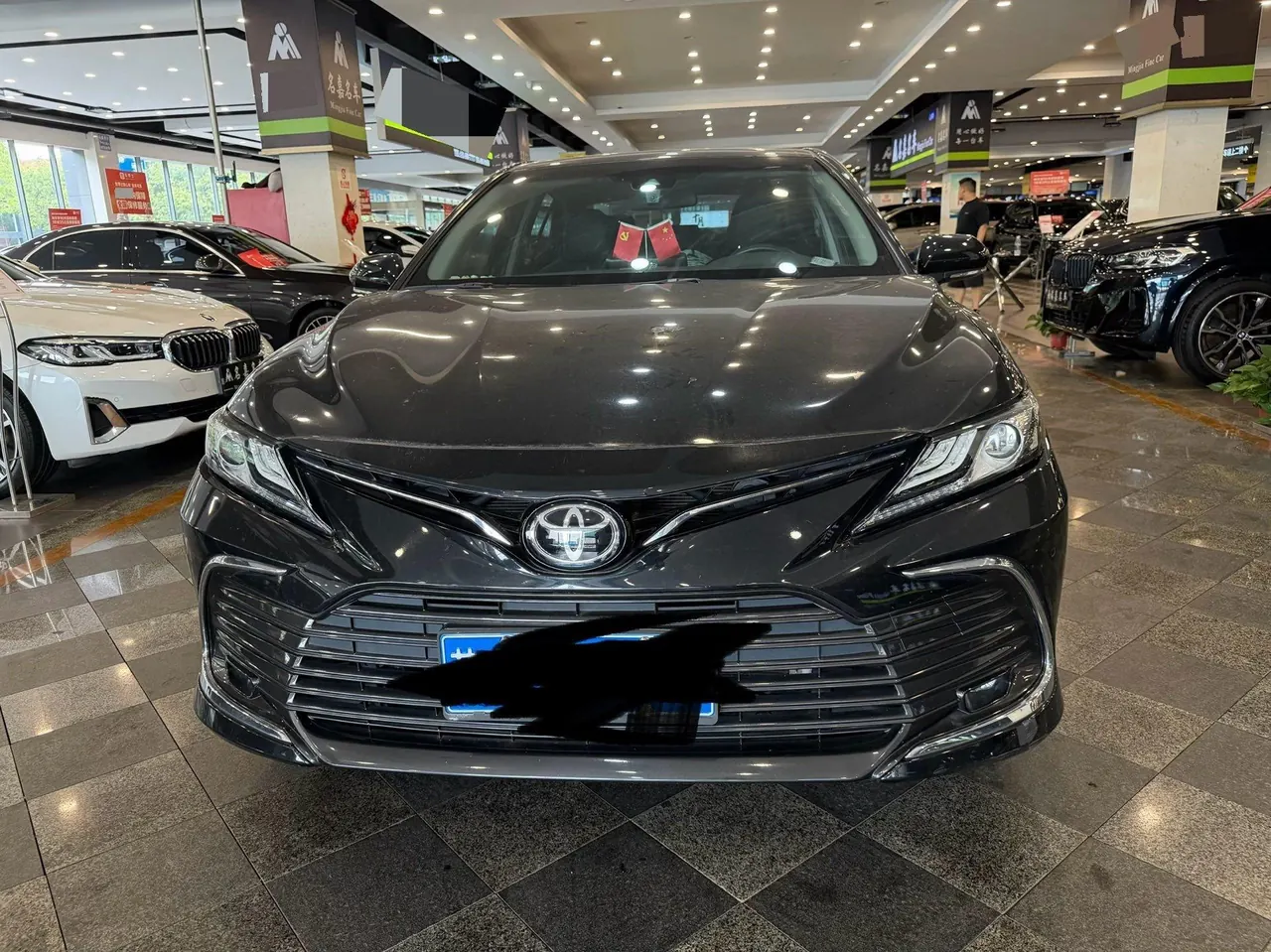 Toyota 2021 Camry 2.0G Stepless Deluxe Edition Automatic Gear 2