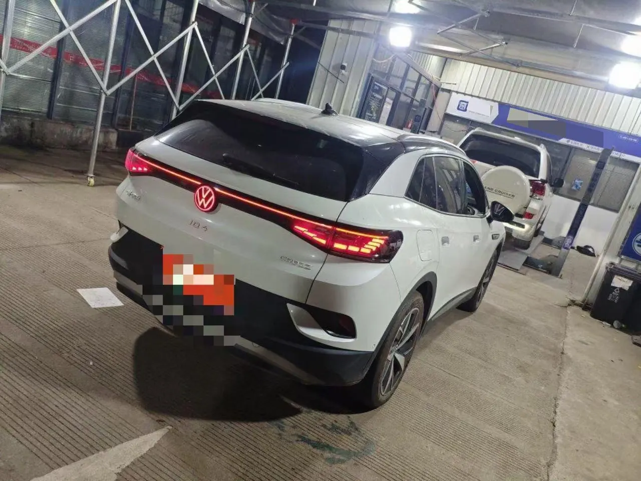 Volkswagen 2022 model ID. 4 CROZZ long endurance PRO version automatic transmission 6