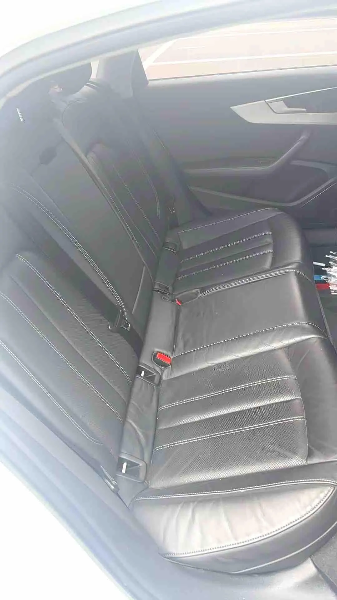 Audi 2022 A4L 2.0TFSI 40TFSI Deluxe Dynamic Automatic 5