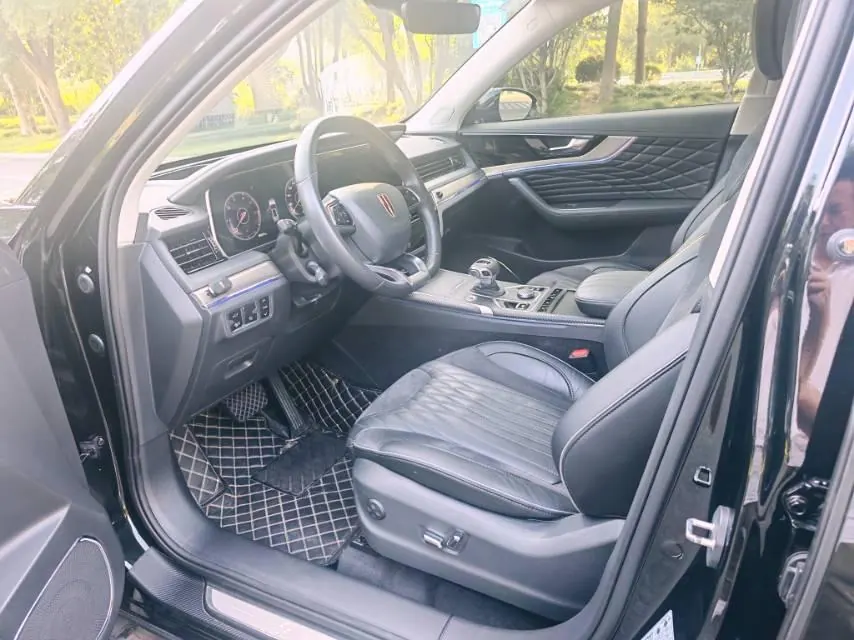 HongQi 2022 HS5 2.0T Zhilian Flag Edition Automatic Gear 9