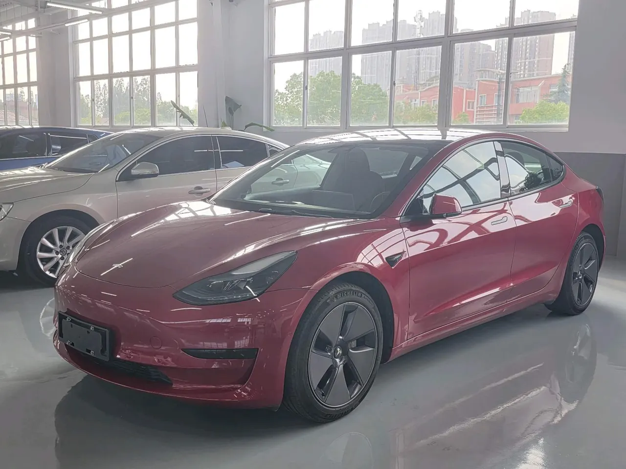 Tesla 2022 Model 3 rear-wheel drive version of automatic transmission - View 1