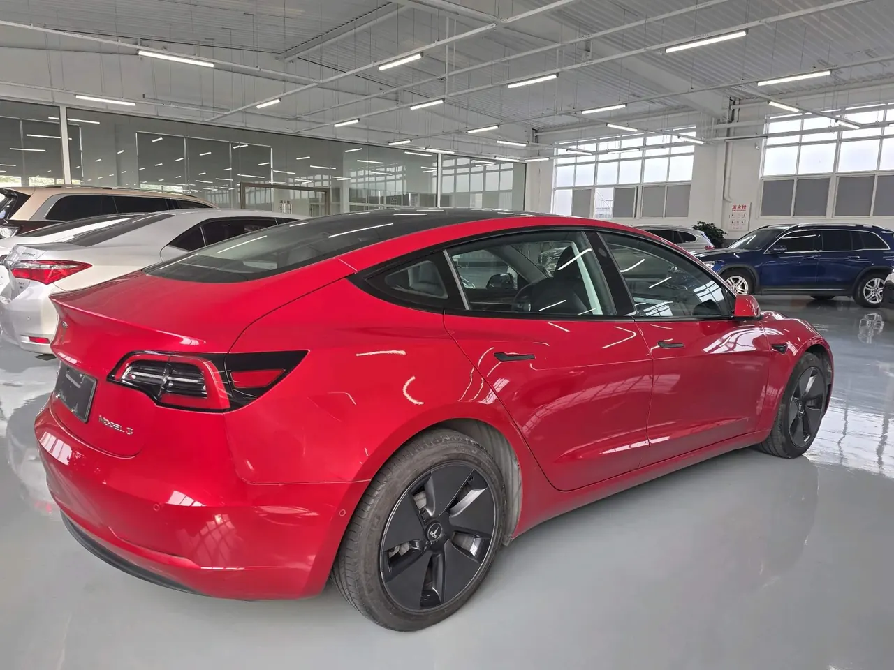 Tesla 2022 Model 3 rear-wheel drive version of automatic transmission 4
