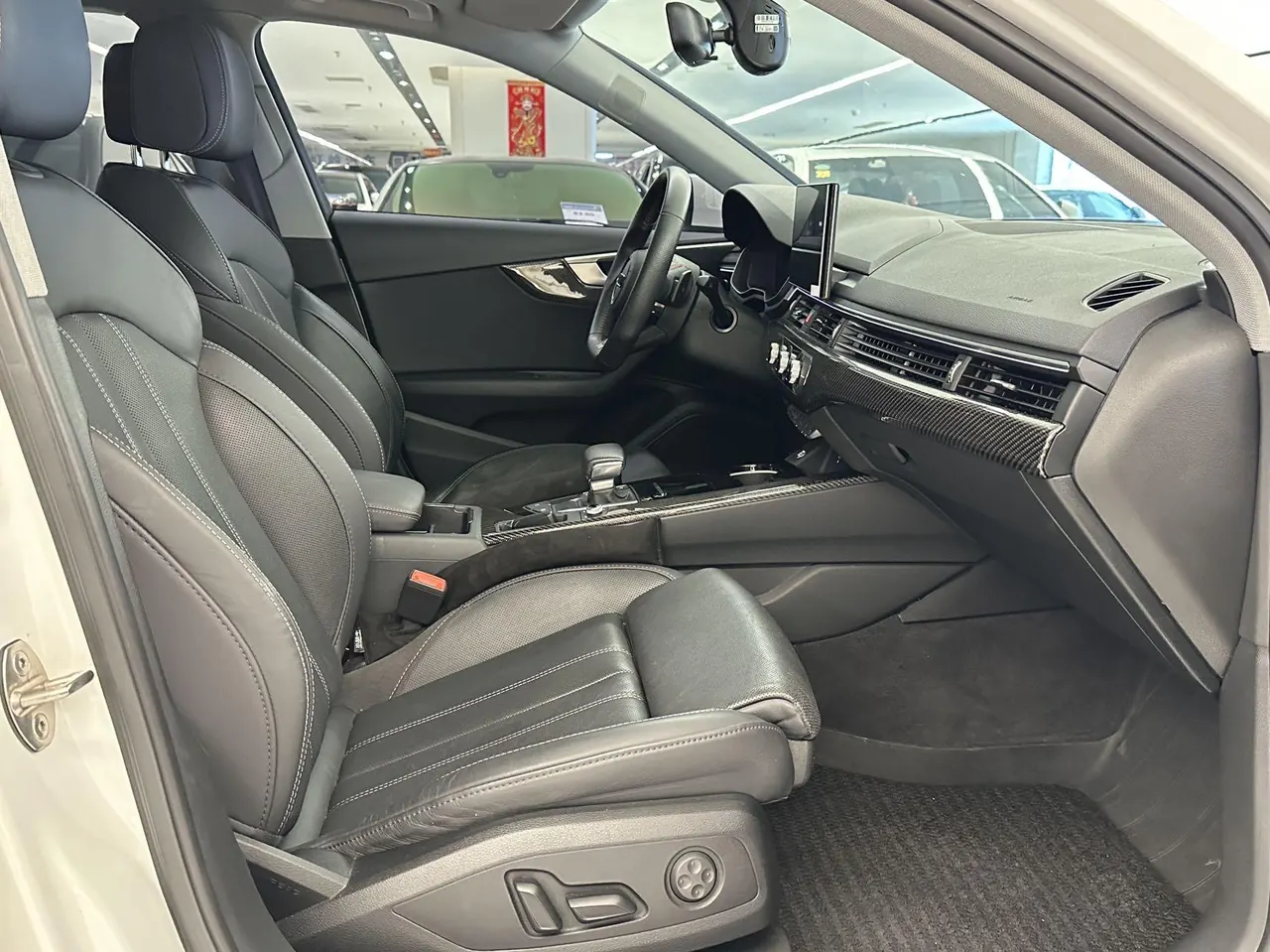 Audi 2020 A4L 2.0TFSI 40TFSI Fashion Dynamic Automatic 4