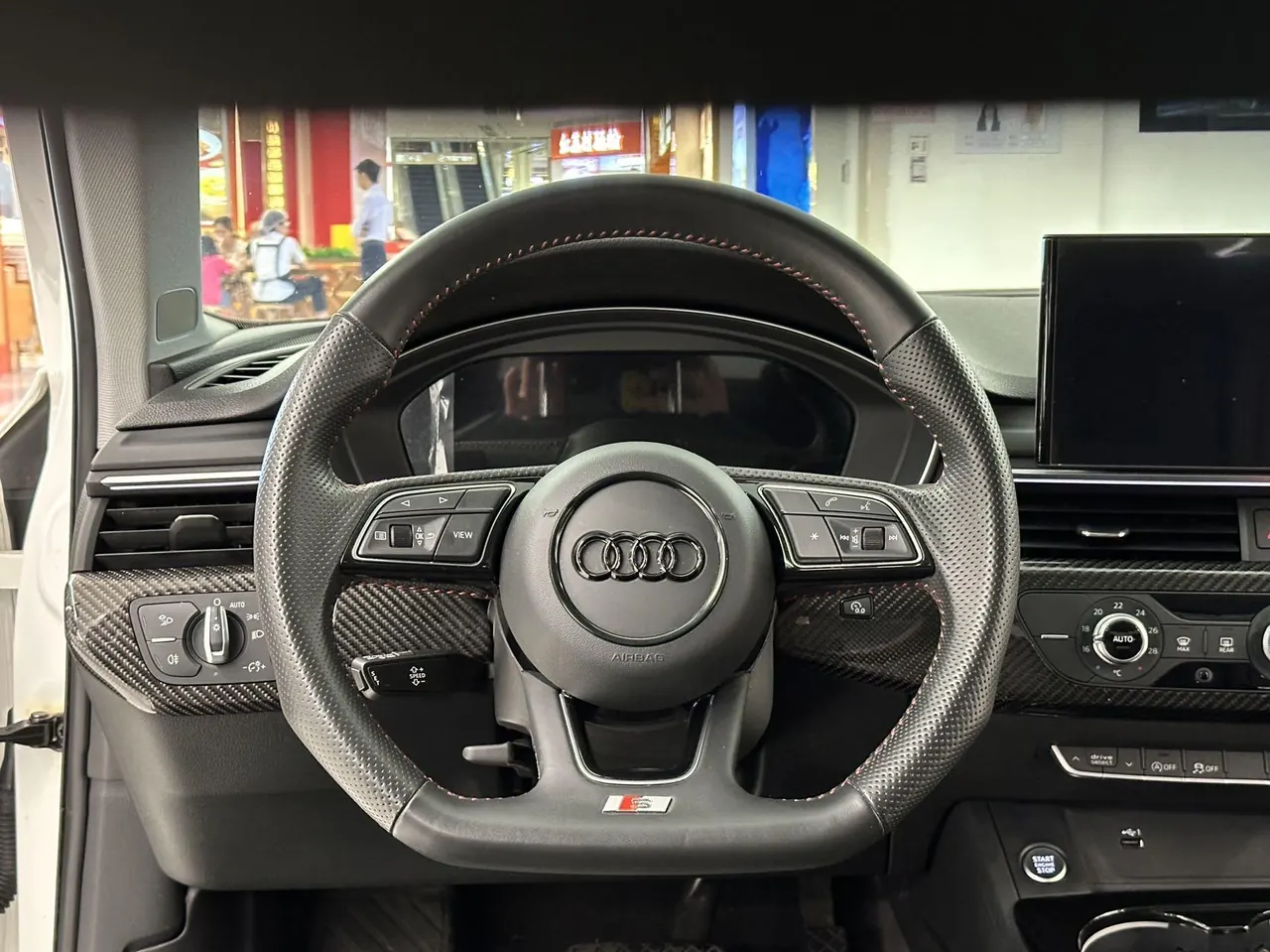 Audi 2020 A4L 2.0TFSI 40TFSI Fashion Dynamic Automatic 5