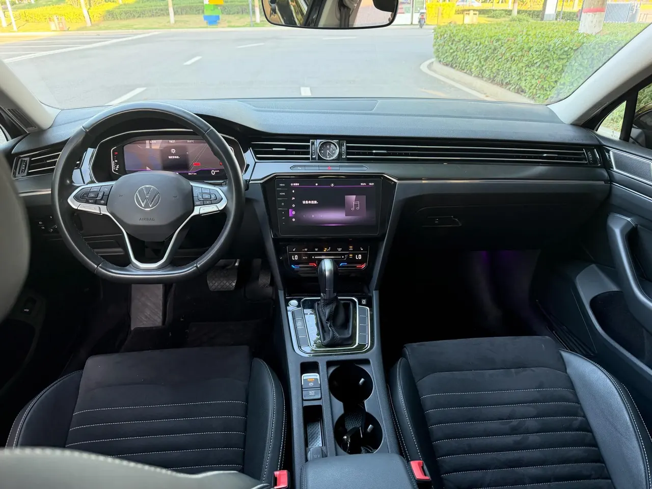 Volkswagen 2020 Magotan 2.0TSI 330TSI luxury automatic transmission 5