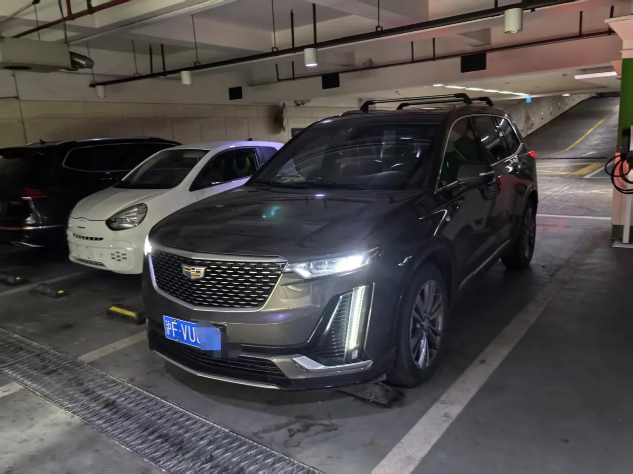 Open image lightbox: Cadillac 2020 XT6 2.0T 28T 6-seat luxury (modified) automatic gear