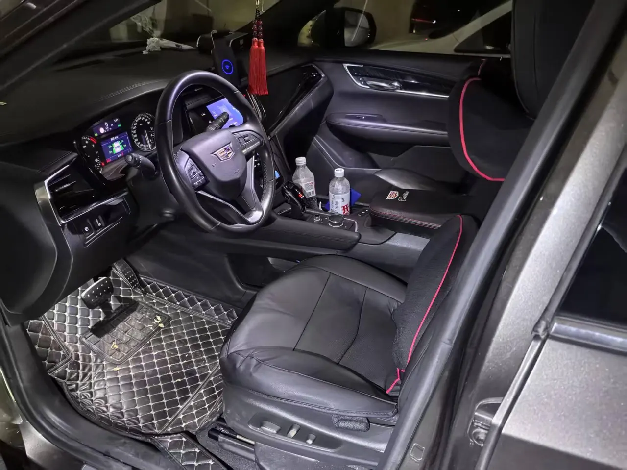 Cadillac 2020 XT6 2.0T 28T 6-seat luxury (modified) automatic gear 4