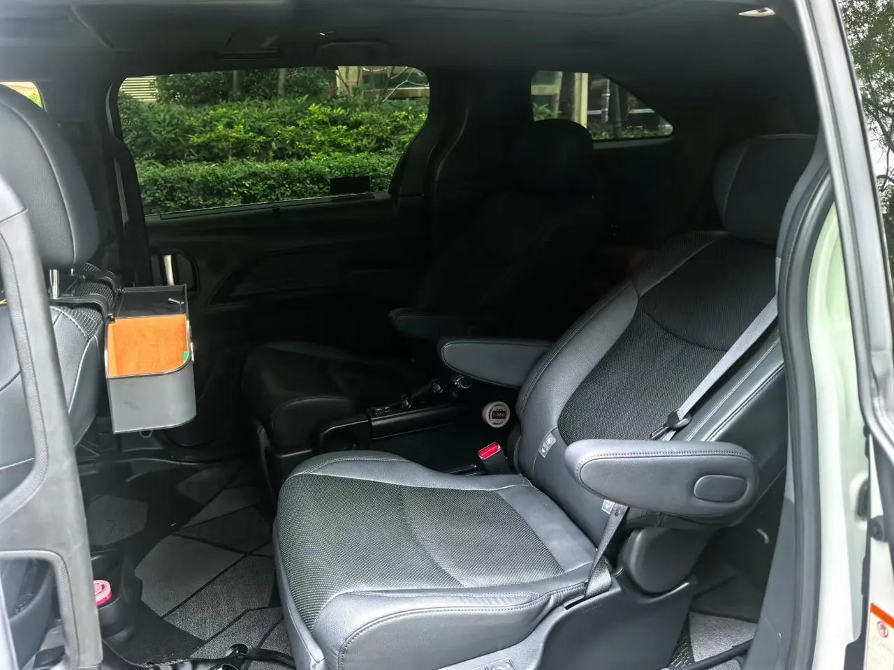 Toyota 2022 Grevia HYBRID 2.5 stepless flagship automatic gear 4