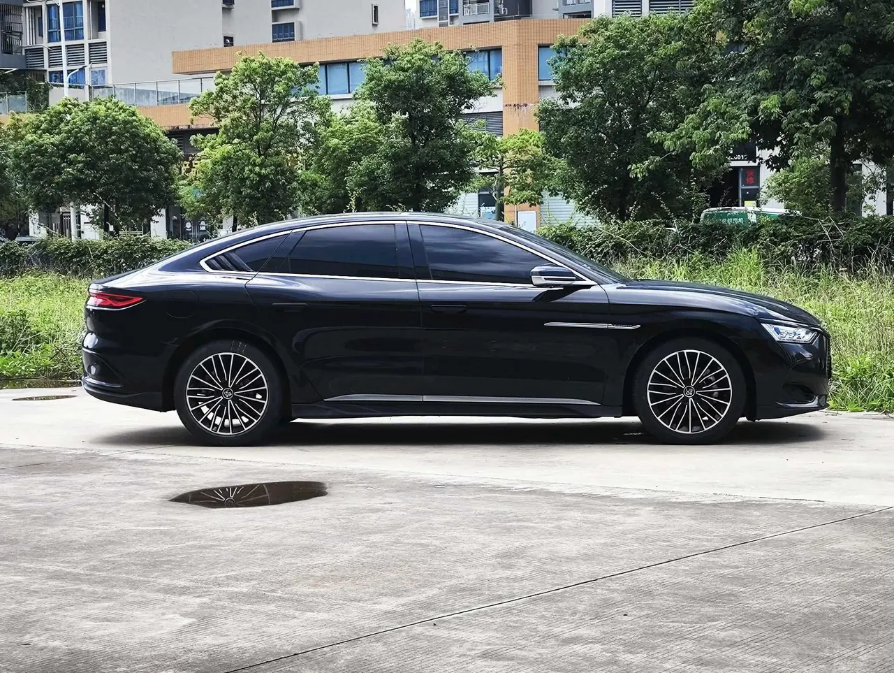 BYD 2022 Han DM-i 1.5T stepless 121KM exclusive automatic gear 5