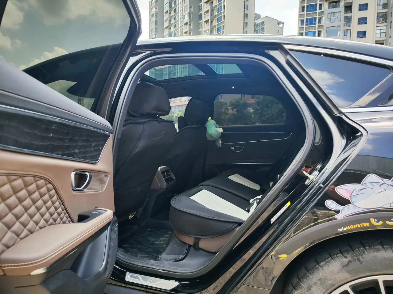 BYD 2022 Han DM-i 1.5T stepless 121KM exclusive automatic gear 8