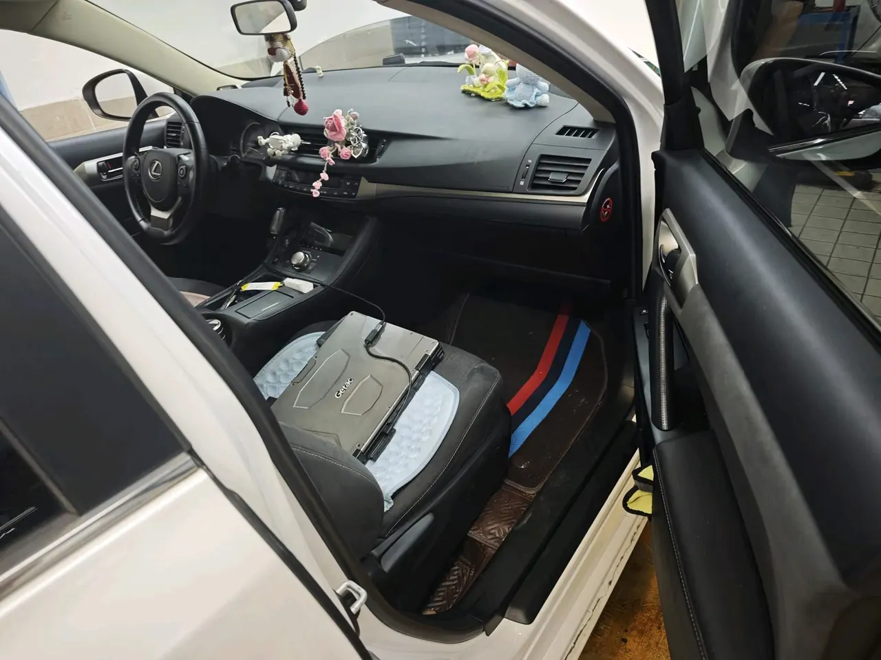 Lexus CT (Imported) 2020 CT200h 1.8 Stepless Elite Automatic Gear 7