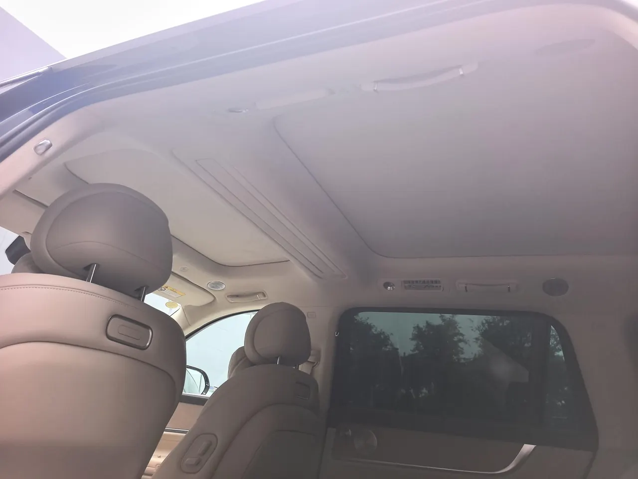 AITO 2025 AITO M9 extended range Ultra version 52kWh6 seat version automatic gear 6