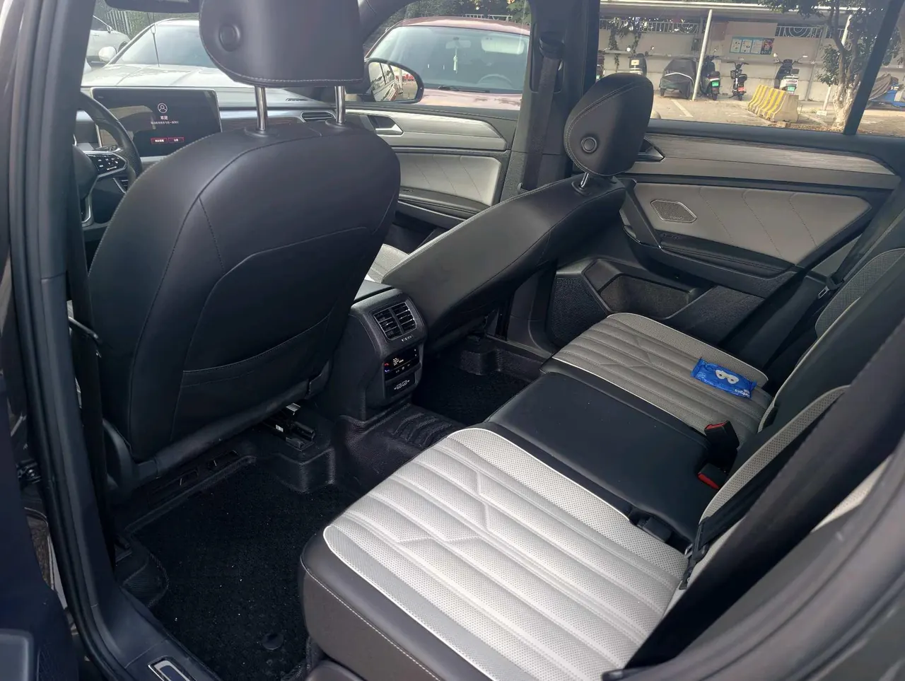 Volkswagen 2023 Tanyue 2.0TSI 380TSI Four-wheel Drive R-Line Pro Smart Edition (Modified) Automatic Gear 3