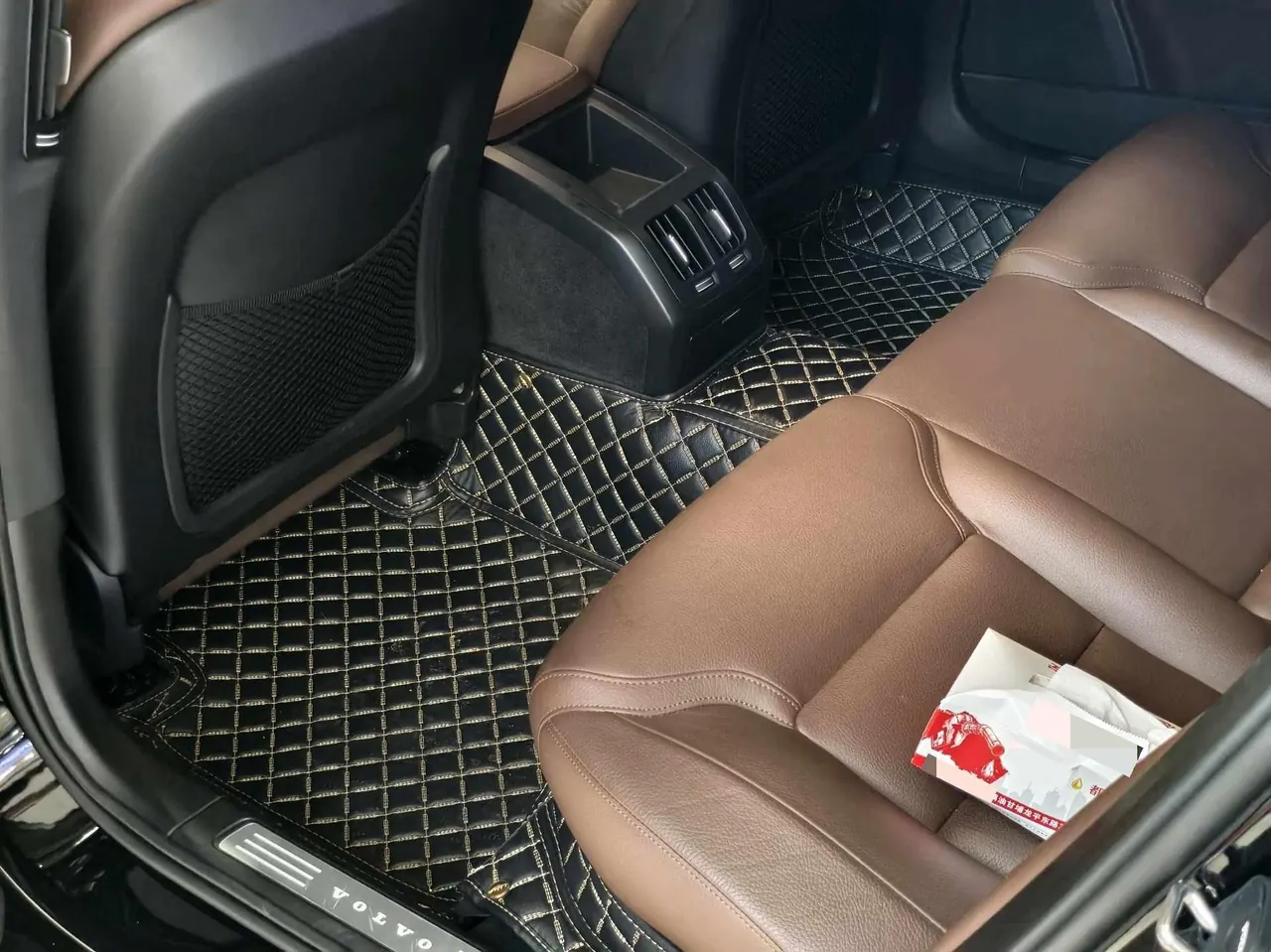 Volvo 2023 S90 48V 2.0T B5 Zhiyi Deluxe Edition Automatic Gear 4