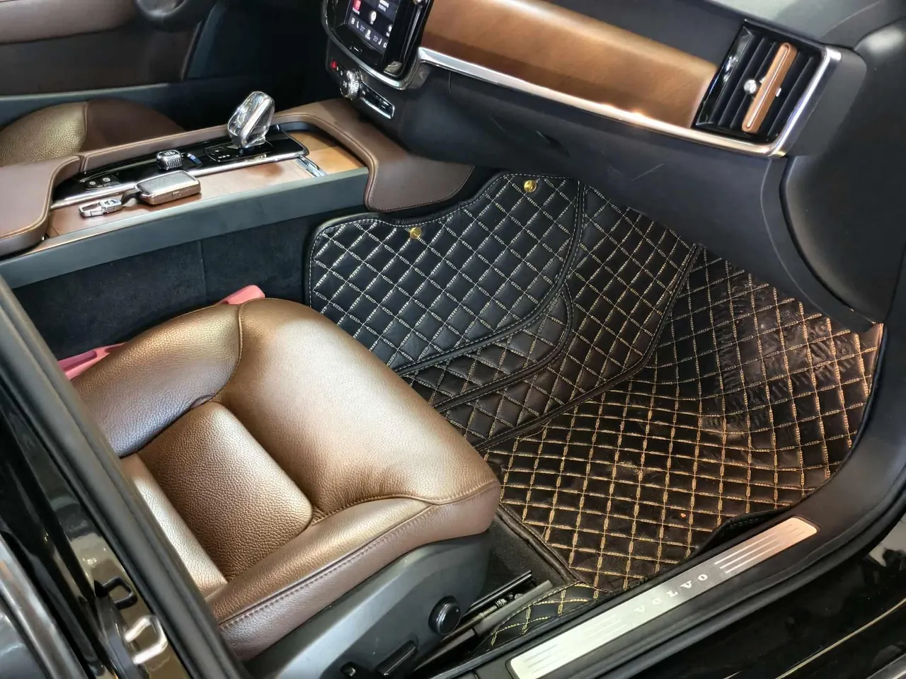 Volvo 2023 S90 48V 2.0T B5 Zhiyi Deluxe Edition Automatic Gear 7