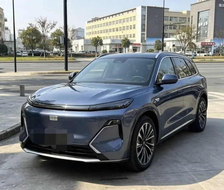 Geely Galaxy 2025 Starship 7 EM-i 1.5 120km Pilot Automatic Gear - View 1