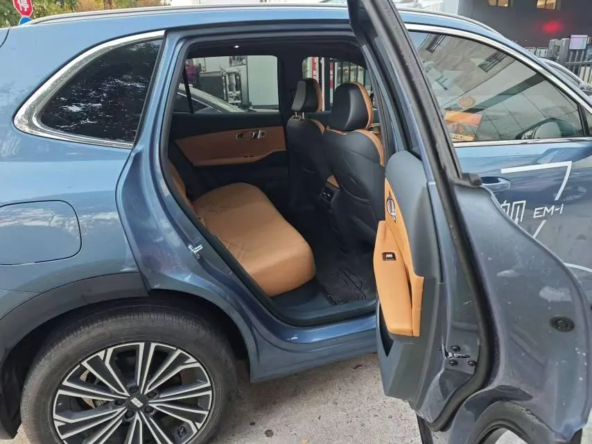 Geely Galaxy 2025 Starship 7 EM-i 1.5 120km Pilot Automatic Gear 3