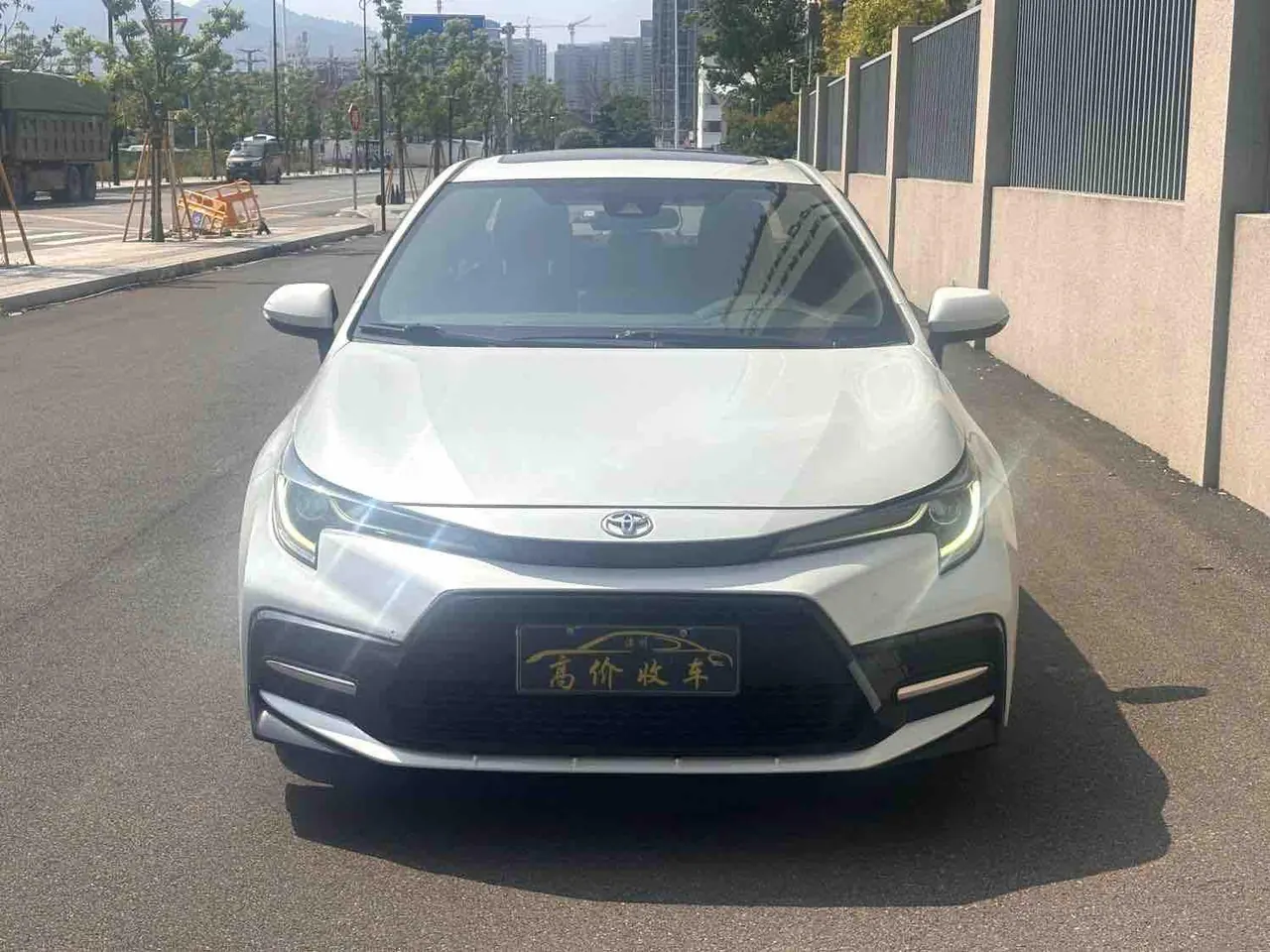Toyota 2021 Lei Ling 1.2T Stepless 185T Sports Edition Automatic Gear 2