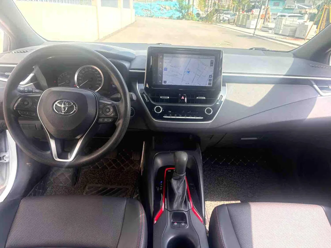 Toyota 2021 Lei Ling 1.2T Stepless 185T Sports Edition Automatic Gear 5