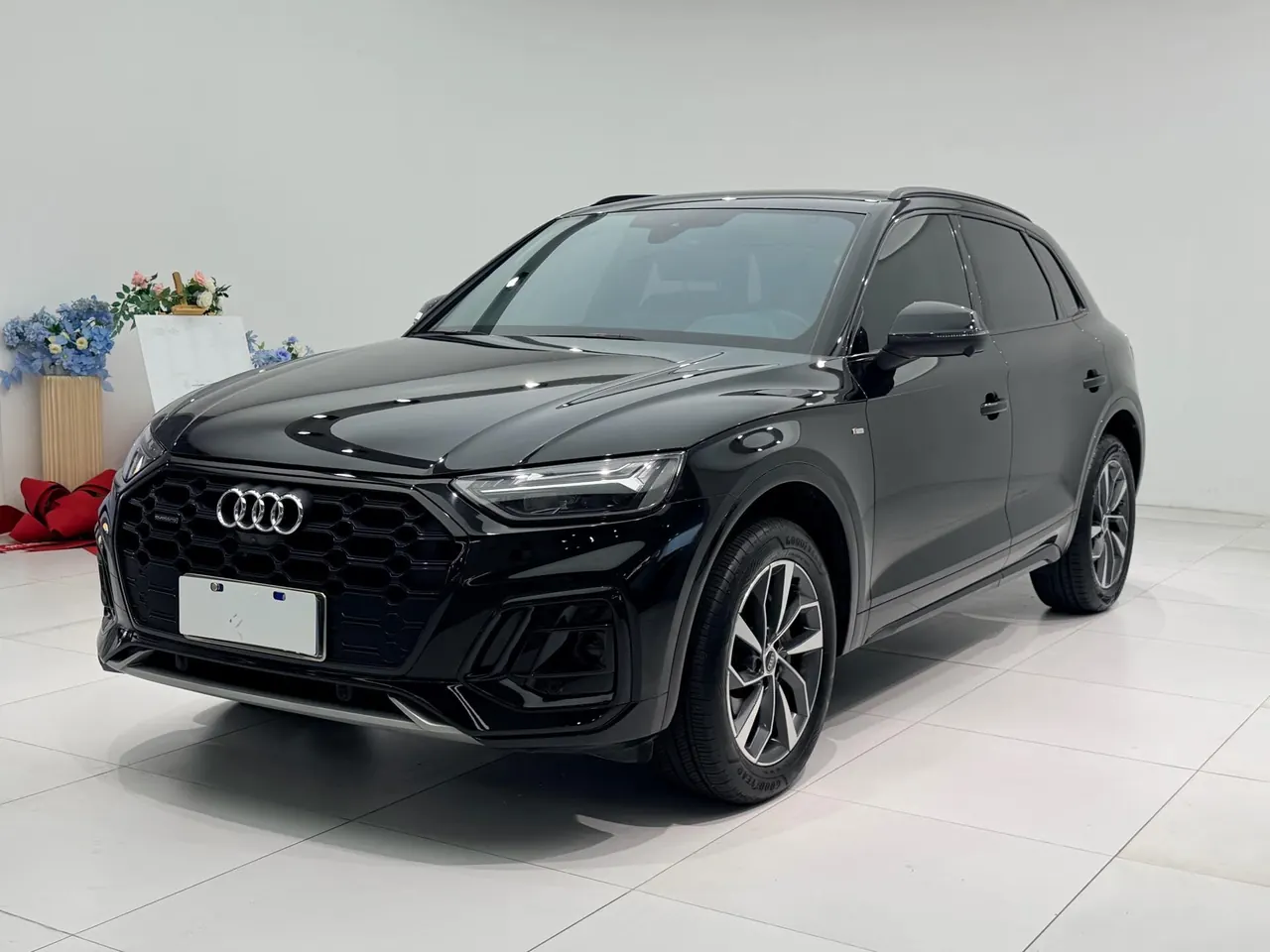 Open image lightbox: Audi 2023 Q5L 2.0TFSI 40TFSI luxury dynamic automatic