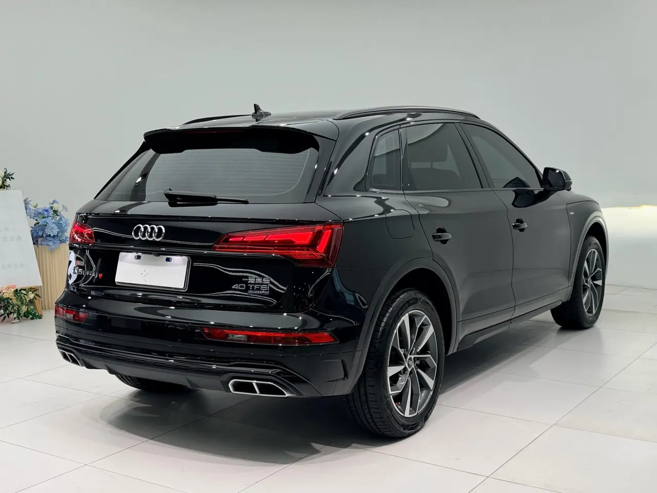 Audi 2023 Q5L 2.0TFSI 40TFSI luxury dynamic automatic 7