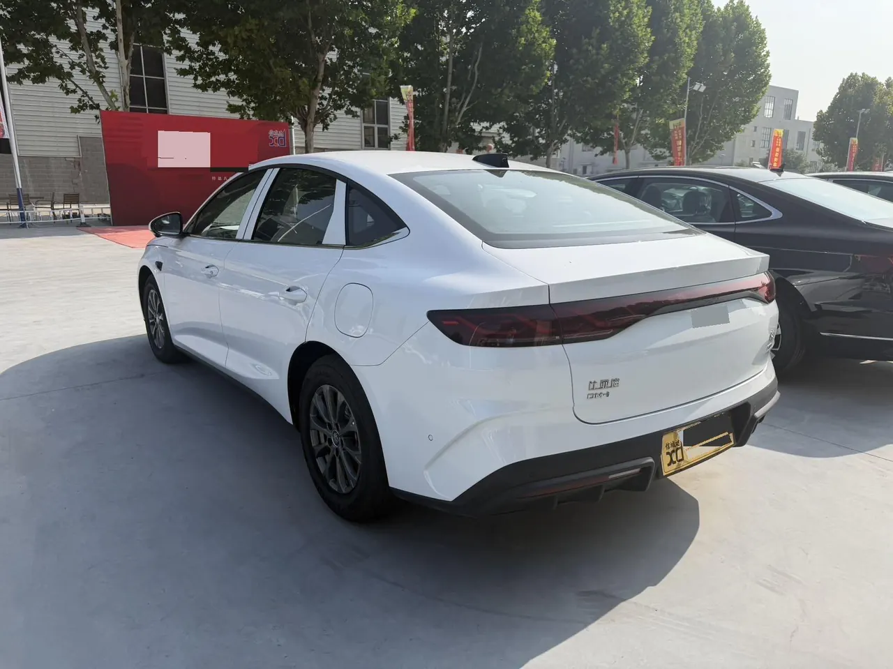 BYD 2025 Qin L DM-i 1.5 stepless smart driving version 80KM leading automatic gear 4