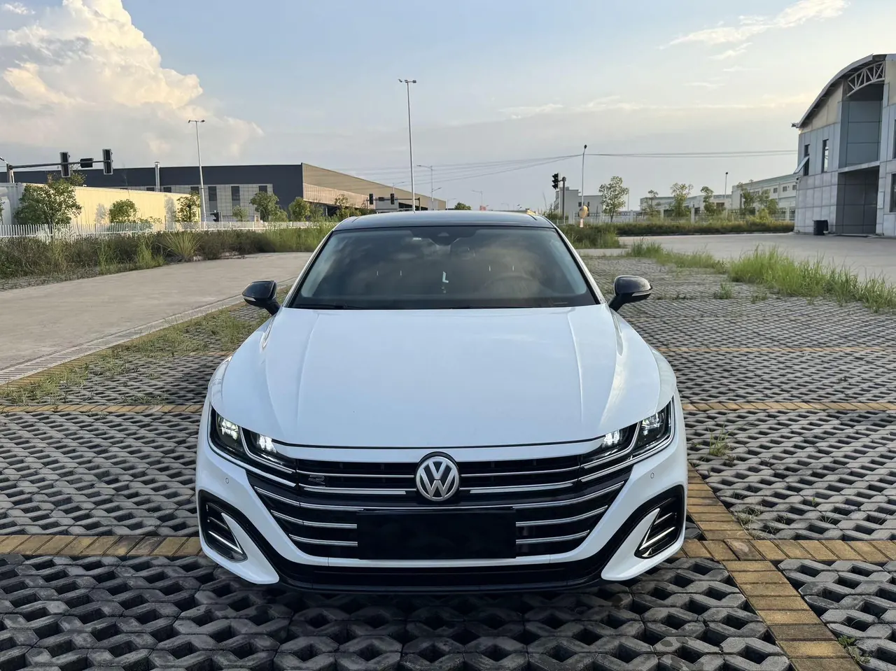 Volkswagen 2021 CC 2.0TSI 380TSI Shining Edition Automatic Gear 3
