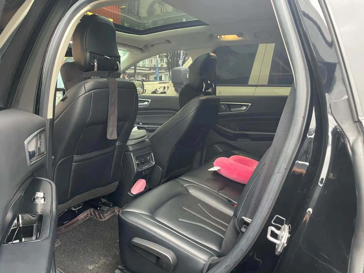Ford 2021 Ruijie PLUS 2.0T EcoBoost 12250.00g Drive Hao Rui 7-seat Automatic Gear 4