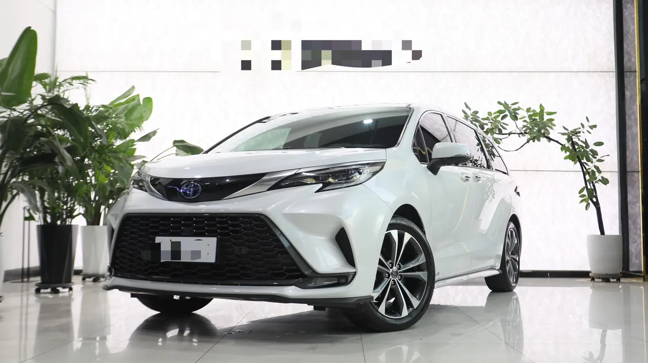 Toyota 2023 Grevia HYBRID 2.5 Stepless Flagship VIP Edition Automatic Gear - View 1