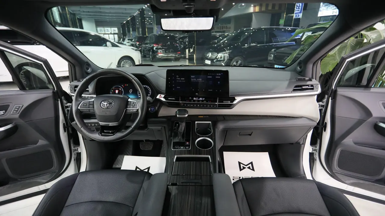 Toyota 2023 Grevia HYBRID 2.5 Stepless Flagship VIP Edition Automatic Gear 5