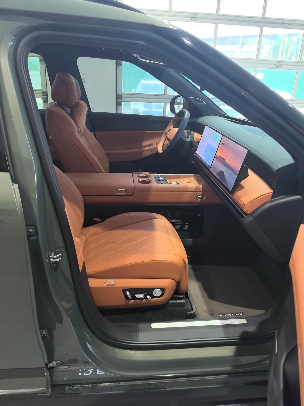 Volkswagen 2026 ID.ERA 9X Max 4-wheel drive automatic gear 10