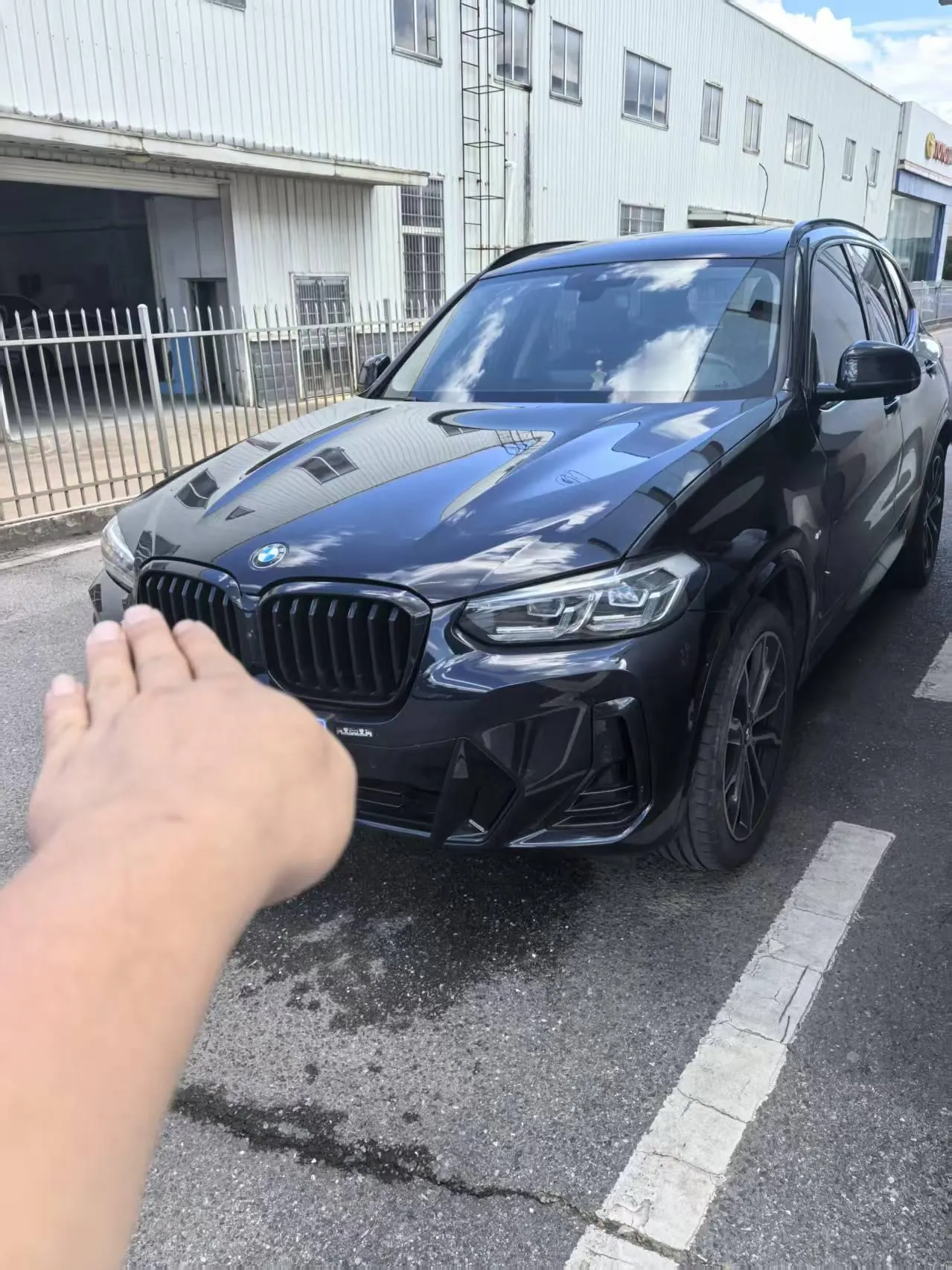 BMW 2023 X3 xDrive30i 2.0T Leading M Obsidian Night Kit (Changed) Automatic Gear - View 1