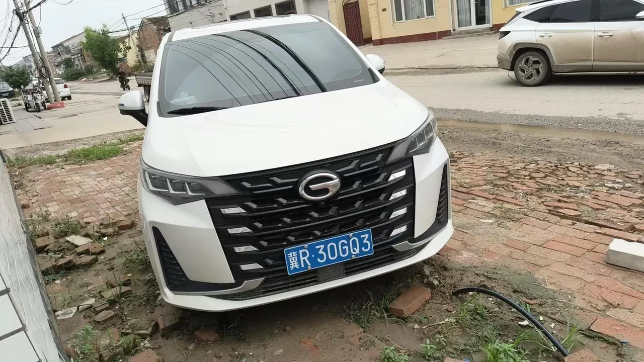 Chuanqi 2021 M6 1.5T 270T Premium Edition 6-seat Automatic Gear 3