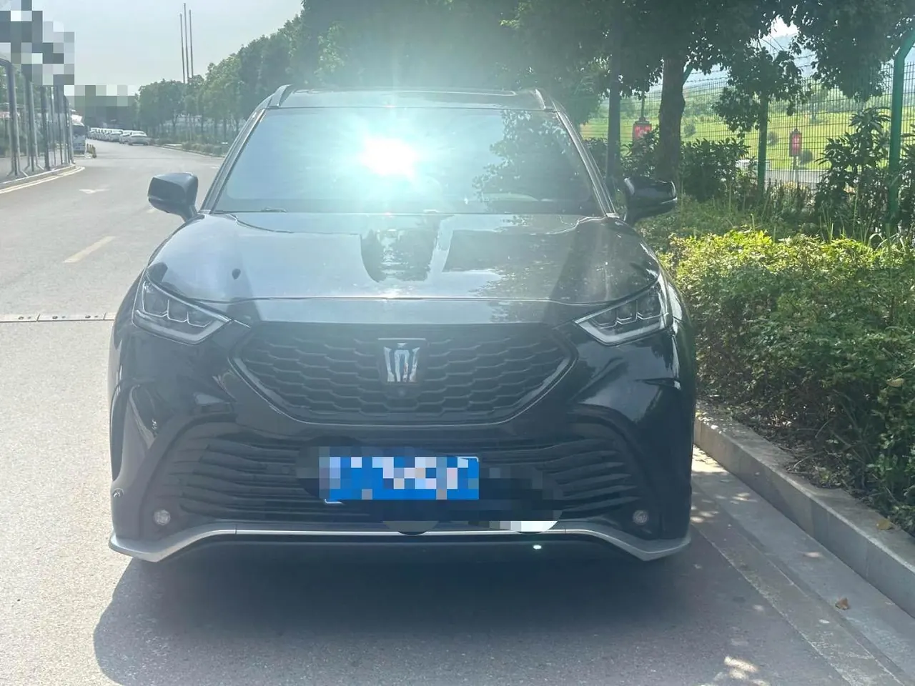 Toyota 2022 Crown Land Release 2.5 Stepless Four-wheel Drive Premium Edition Automatic Gear 2